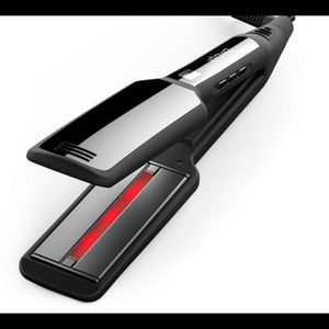 Xtava infrared flat iron